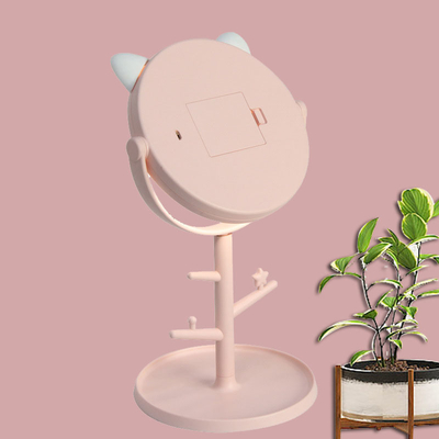 De perfecte toevoeging aan uw kleedkamer Onze LED-lichte cosmetische spiegel