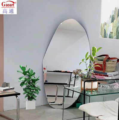 Stijlvolle slaapkamer decoratie Volle lengte spiegel met float glas en bevel rand