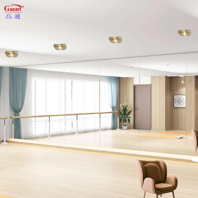 Moderne decoratieve spiegel voor haarverzorging met op maat ontworpen schone kleur en dikte van 6 mm