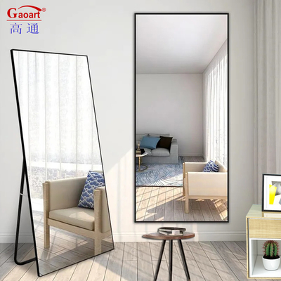 Contemporary Style Badkamer Spiegel voor Volle lichaamslengte in Badkist en Dress House
