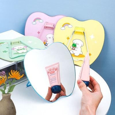 De perfecte cosmetische spiegel voor elke dag schattig Petit Mirror Mini Square Pocket Compact