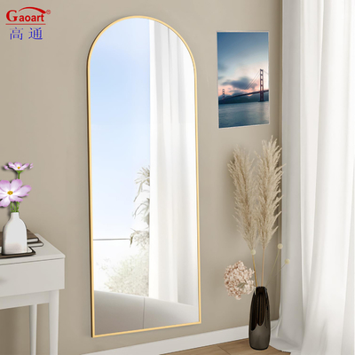 Moderne omlijst badkamer spiegel Perfect voor badkamer decoratie