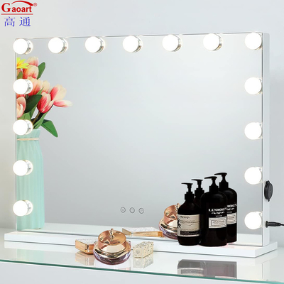 Ontdek de magie van Hollywood Spiegel Perfect licht voor perfecte make-up