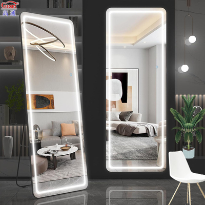 Ontdek de nieuwste LED badkamer spiegel ontwerpen voor een moderne badkamer