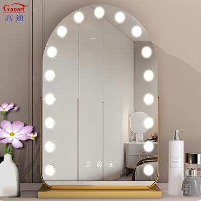 Krijg de perfecte verlichting voor je schoonheidsroutine met Hollywood Mirror