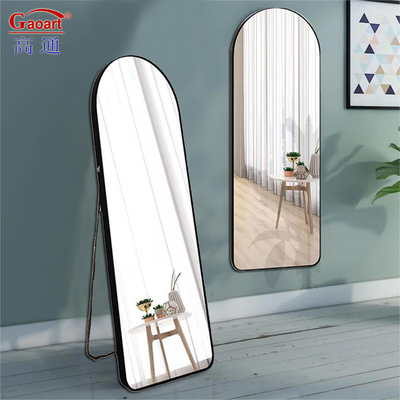 Ervaar comfort en stijl met onze dressing mirror en duurzaam ontwerp