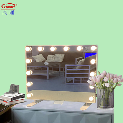 Verander je ijdelheid in een glamoureuze Hollywood-studio met Hollywood Mirror