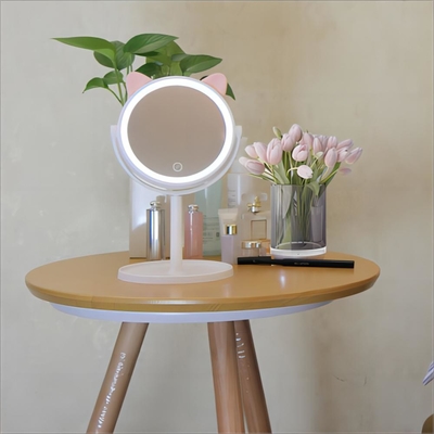 Krijg de perfecte verlichting voor je make-up met onze geavanceerde make-up spiegel