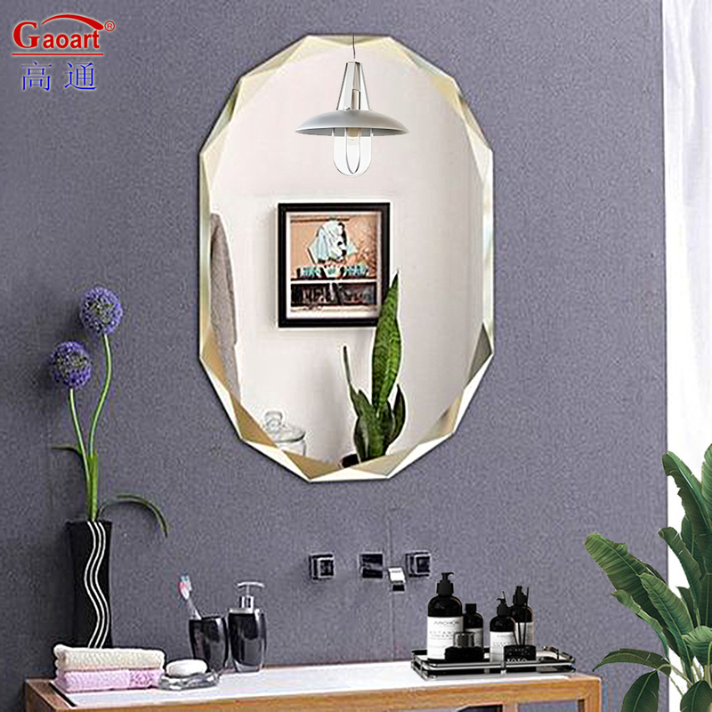 Persoonlijke grootte Muurspiegel voor chique besproeiing decoratie in schoonheidssalon boog badkamer