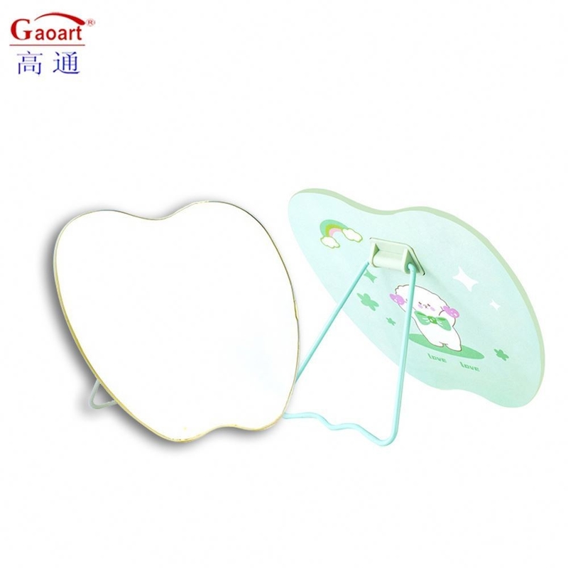 De perfecte cosmetische spiegel voor elke dag schattig Petit Mirror Mini Square Pocket Compact